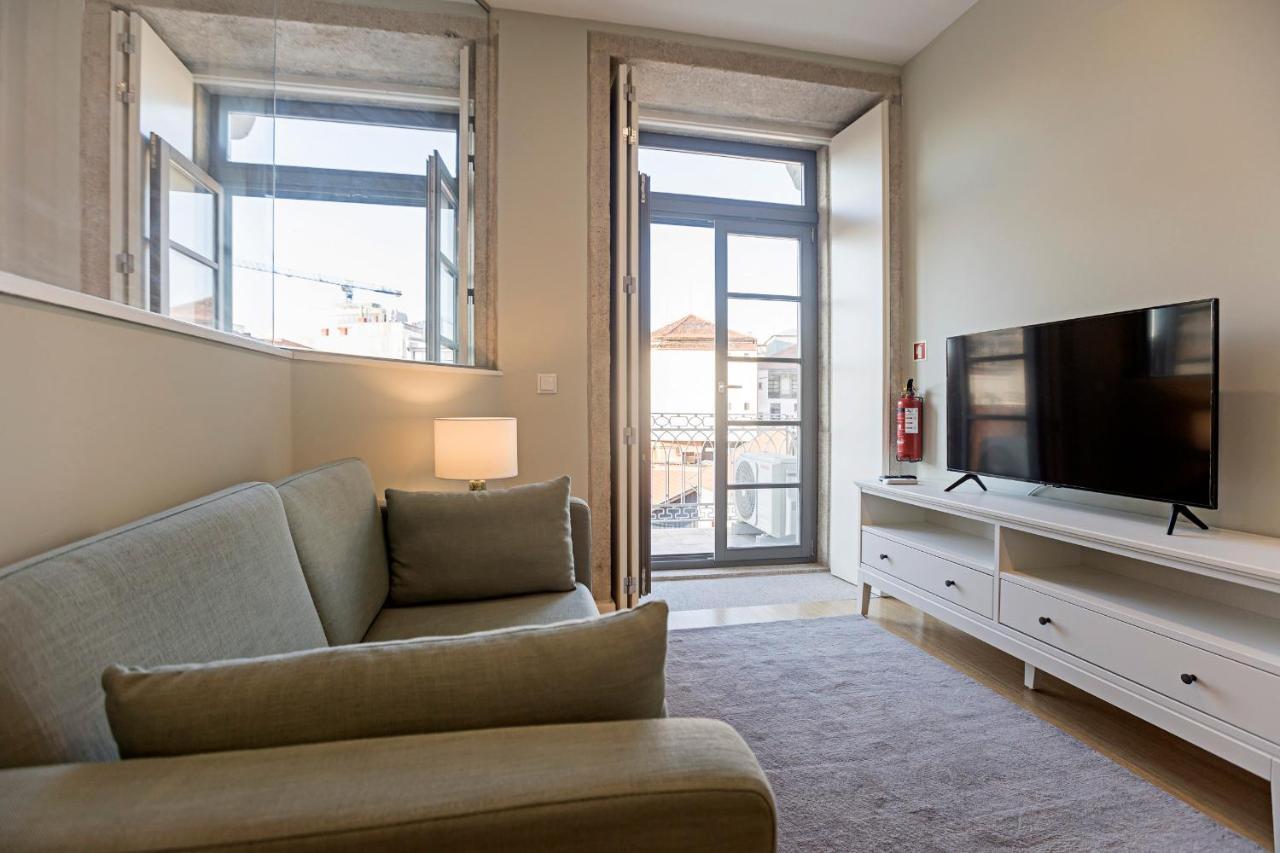 Apartamento 31 Janeiro 157 - Charming 1br Flat W/ Ac & Balcony By Lovelystay Oporto