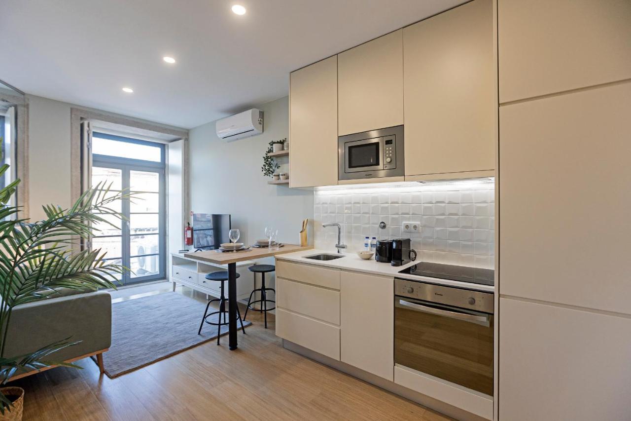 Apartamento 31 Janeiro 157 - Charming 1br Flat W/ Ac & Balcony By Lovelystay *