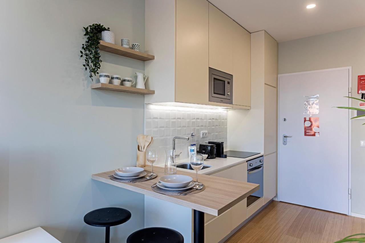 Apartamento 31 Janeiro 157 - Charming 1br Flat W/ Ac & Balcony By Lovelystay Oporto
