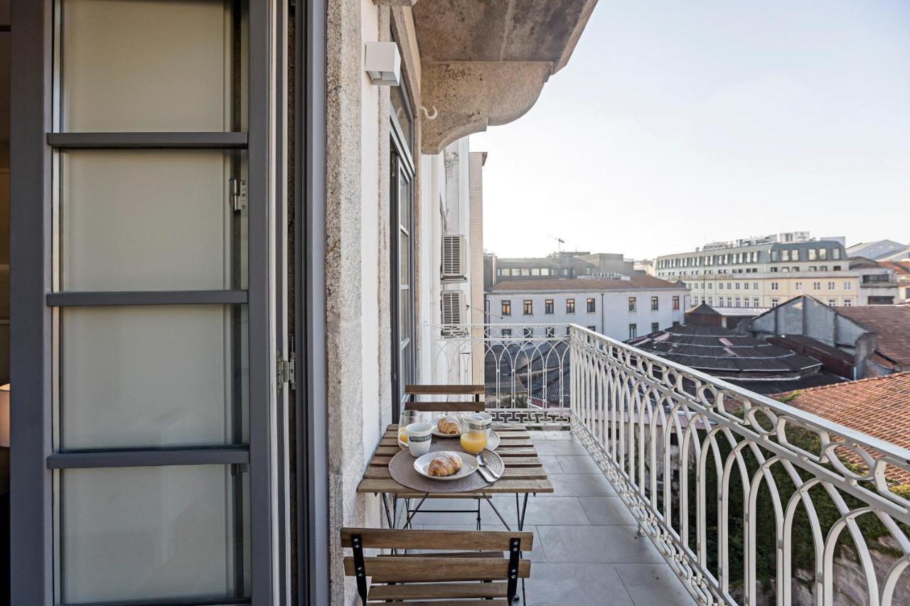 Apartamento 31 Janeiro 157 - Charming 1br Flat W/ Ac & Balcony By Lovelystay